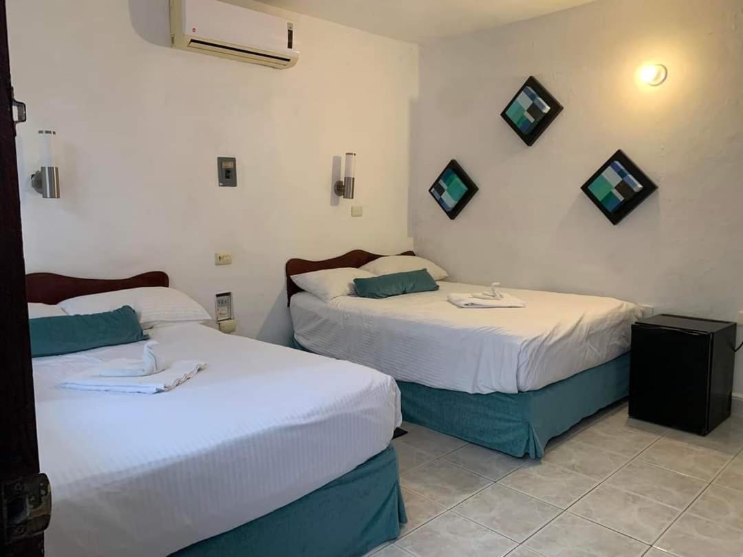 Hotel Hermanos Aguilar Cozumel Extérieur photo