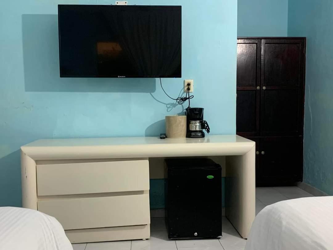 Hotel Hermanos Aguilar Cozumel Extérieur photo