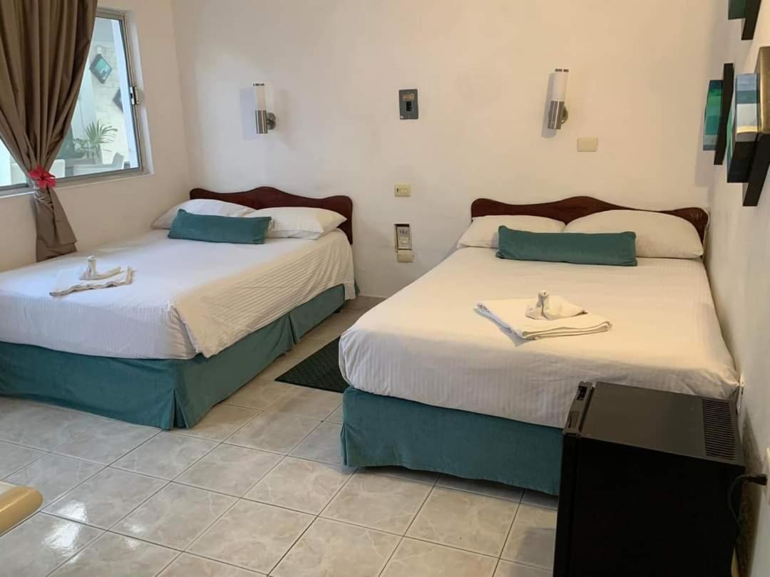 Hotel Hermanos Aguilar Cozumel Extérieur photo